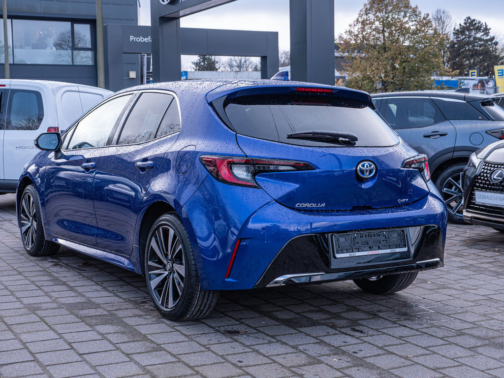 Fahrzeugansicht TOYOTA Corolla 2.0 Hybrid Teamplayer - Bild 37