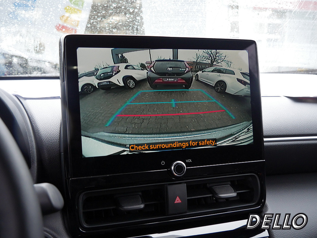 Fahrzeugansicht TOYOTA Yaris Cross 1.5 Hybrid FWD Teamplayer - Bild 9