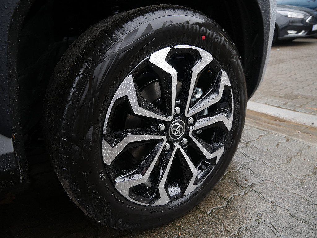 Fahrzeugansicht TOYOTA Yaris Cross Teamplayer - Bild 4