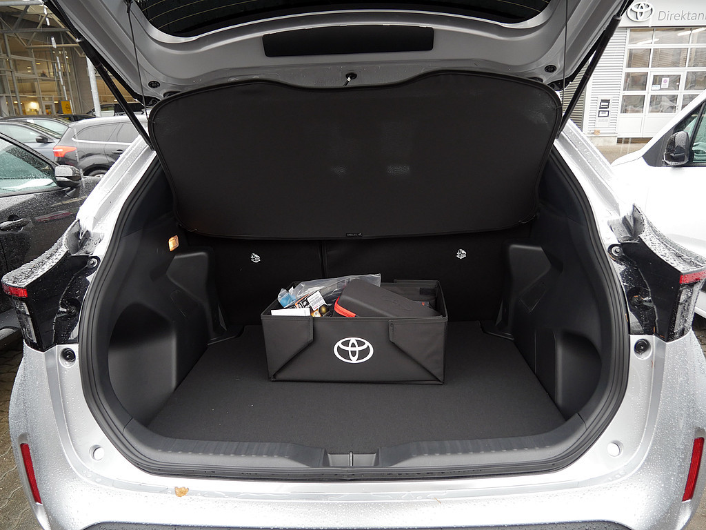 Fahrzeugansicht TOYOTA Yaris Cross Teamplayer - Bild 5