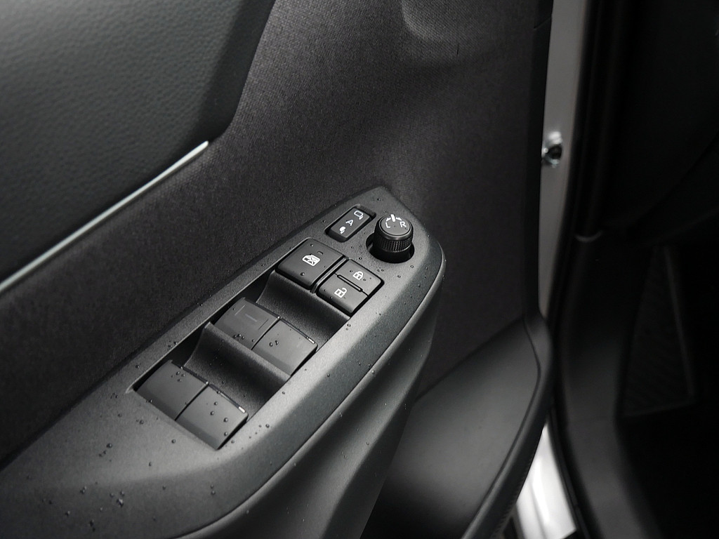 Fahrzeugansicht TOYOTA Yaris Cross Teamplayer - Bild 7