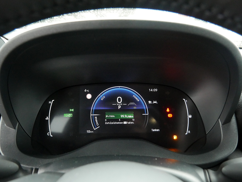 Fahrzeugansicht TOYOTA Yaris Cross Teamplayer - Bild 18