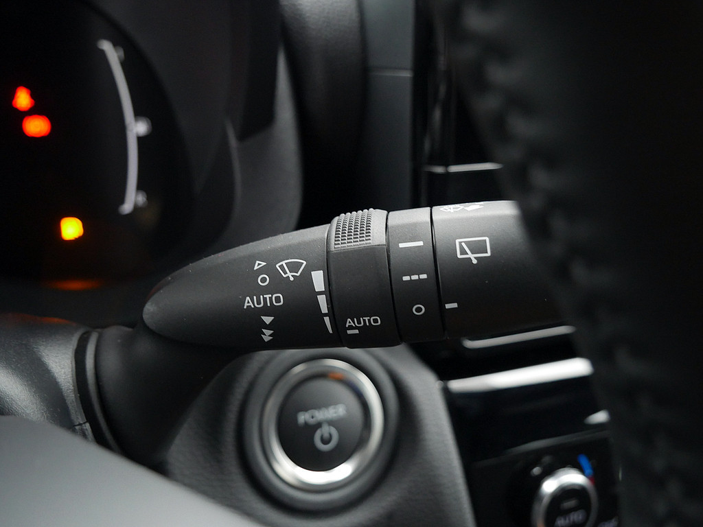 Fahrzeugansicht TOYOTA Yaris Cross Teamplayer - Bild 22