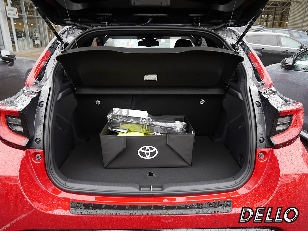 Fahrzeugansicht TOYOTA Yaris Hybrid 1.5 VVT-i Style Plus - Bild 7