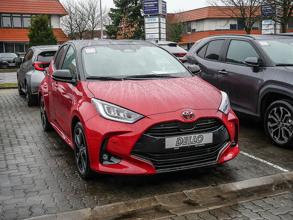 Fahrzeugansicht TOYOTA Yaris Hybrid 1.5 VVT-i Style Plus - Bild 23