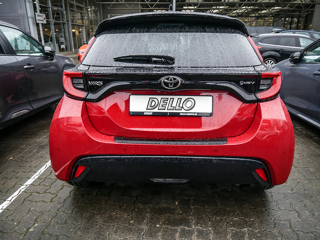 Fahrzeugansicht TOYOTA Yaris Hybrid 1.5 VVT-i Style Plus - Bild 31