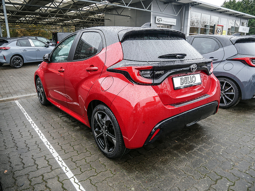 Fahrzeugansicht TOYOTA Yaris Hybrid 1.5 VVT-i Style Plus - Bild 32