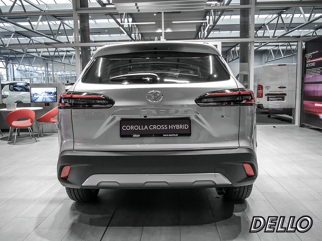 Fahrzeugansicht TOYOTA Corolla Cross 2.0 Hybrid FWD Team Deutschland - Bild 23