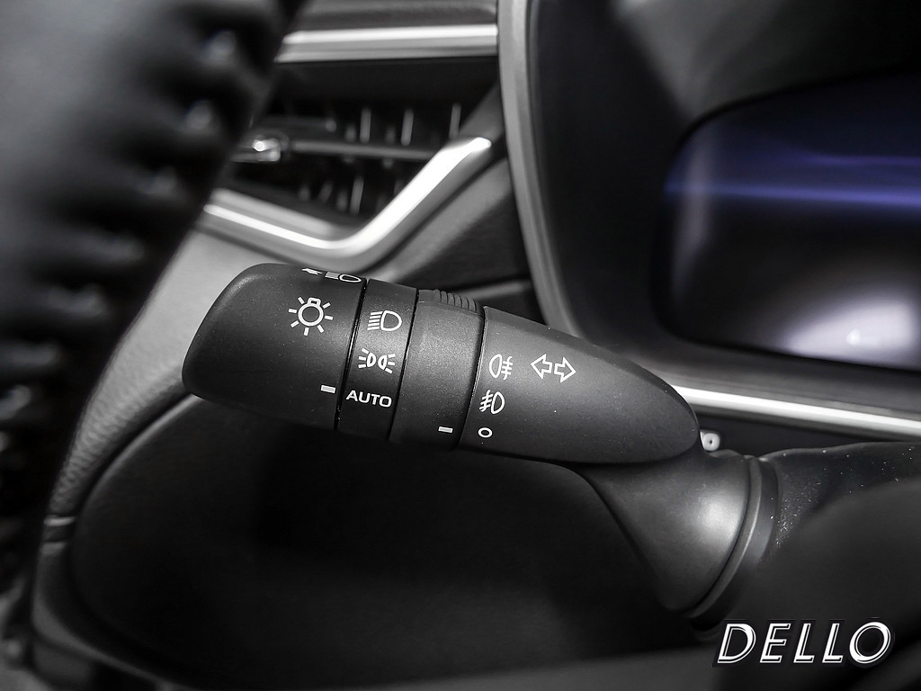 Fahrzeugansicht TOYOTA Corolla Cross 2.0 Hybrid FWD Team Deutschland - Bild 28