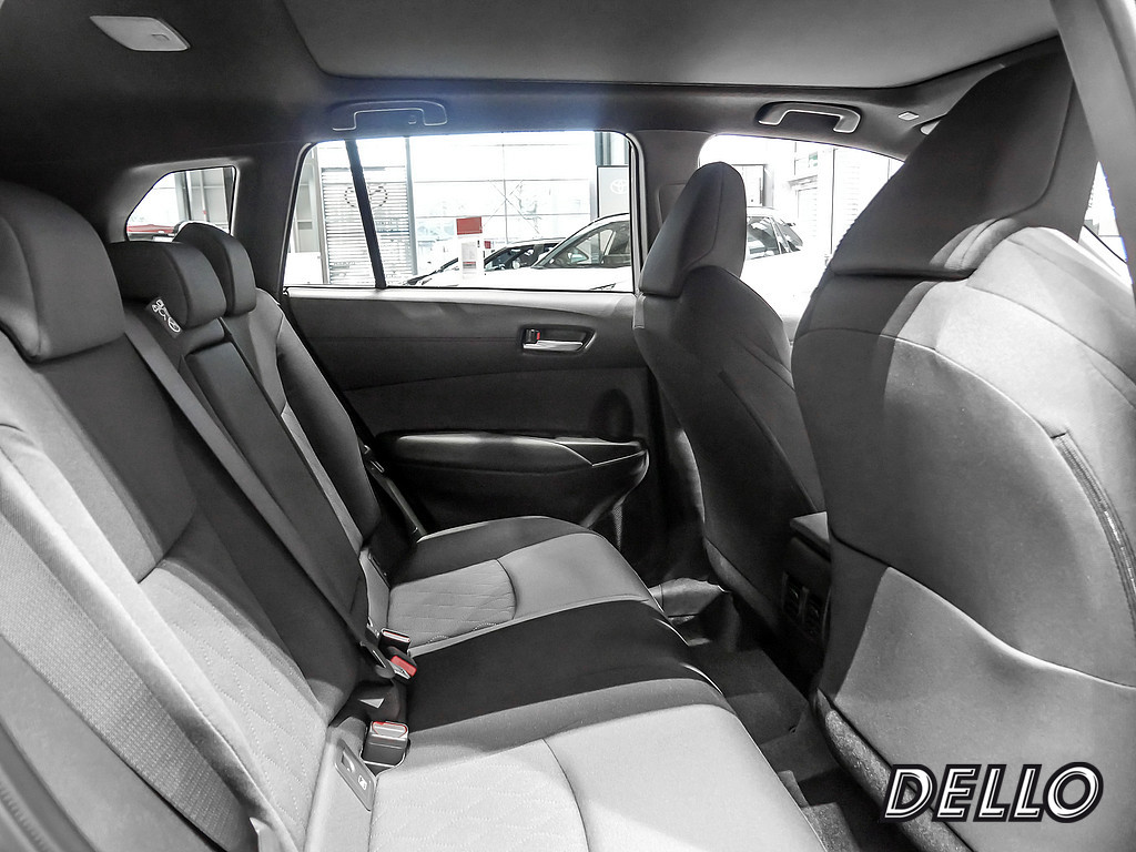 Fahrzeugansicht TOYOTA Corolla Cross 2.0 Hybrid FWD Team Deutschland - Bild 39