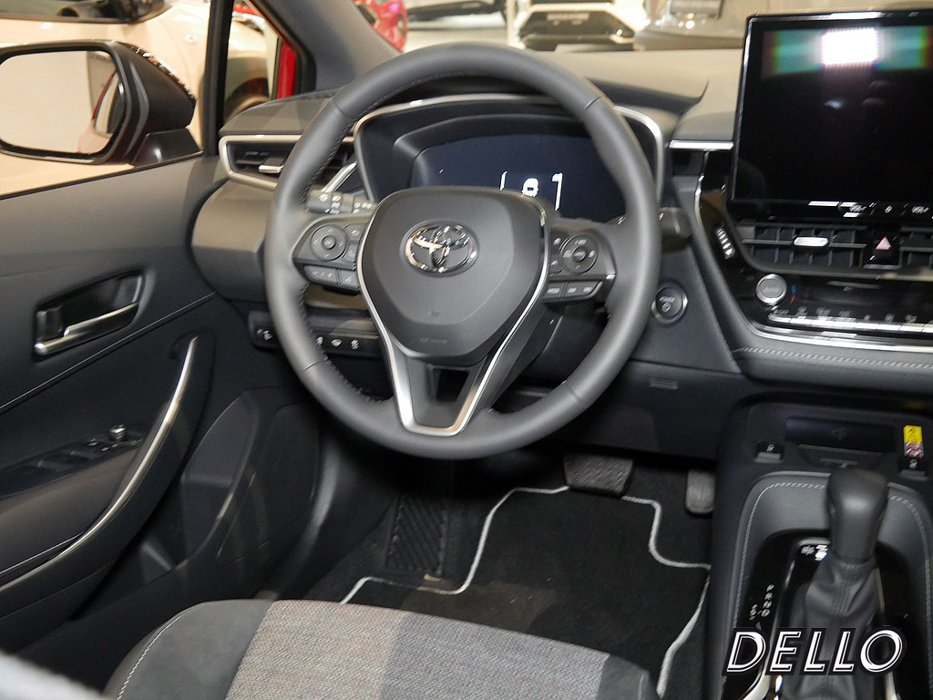 Fahrzeugansicht TOYOTA Corolla 2.0 Hybrid Teamplayer - Bild 2