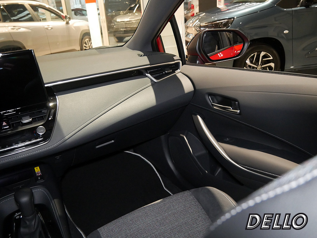 Fahrzeugansicht TOYOTA Corolla 2.0 Hybrid Teamplayer - Bild 3