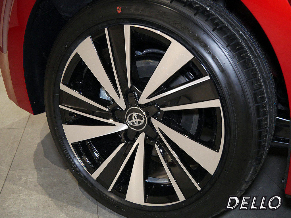 Fahrzeugansicht TOYOTA Corolla 2.0 Hybrid Teamplayer - Bild 5