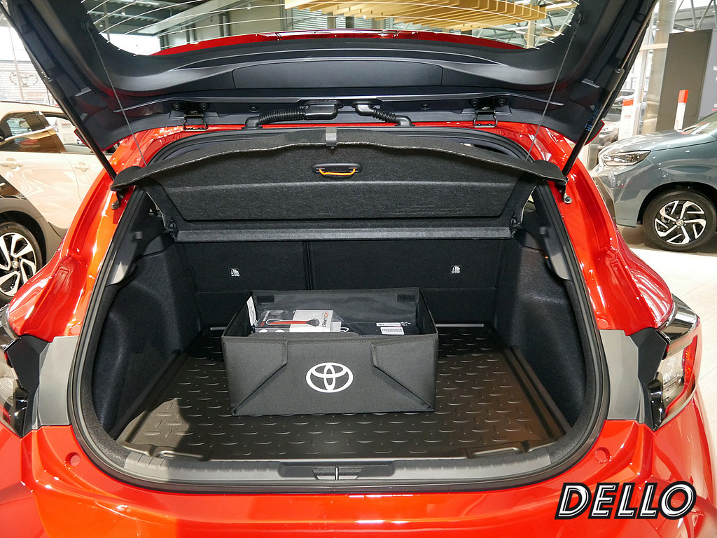 Fahrzeugansicht TOYOTA Corolla 2.0 Hybrid Teamplayer - Bild 6