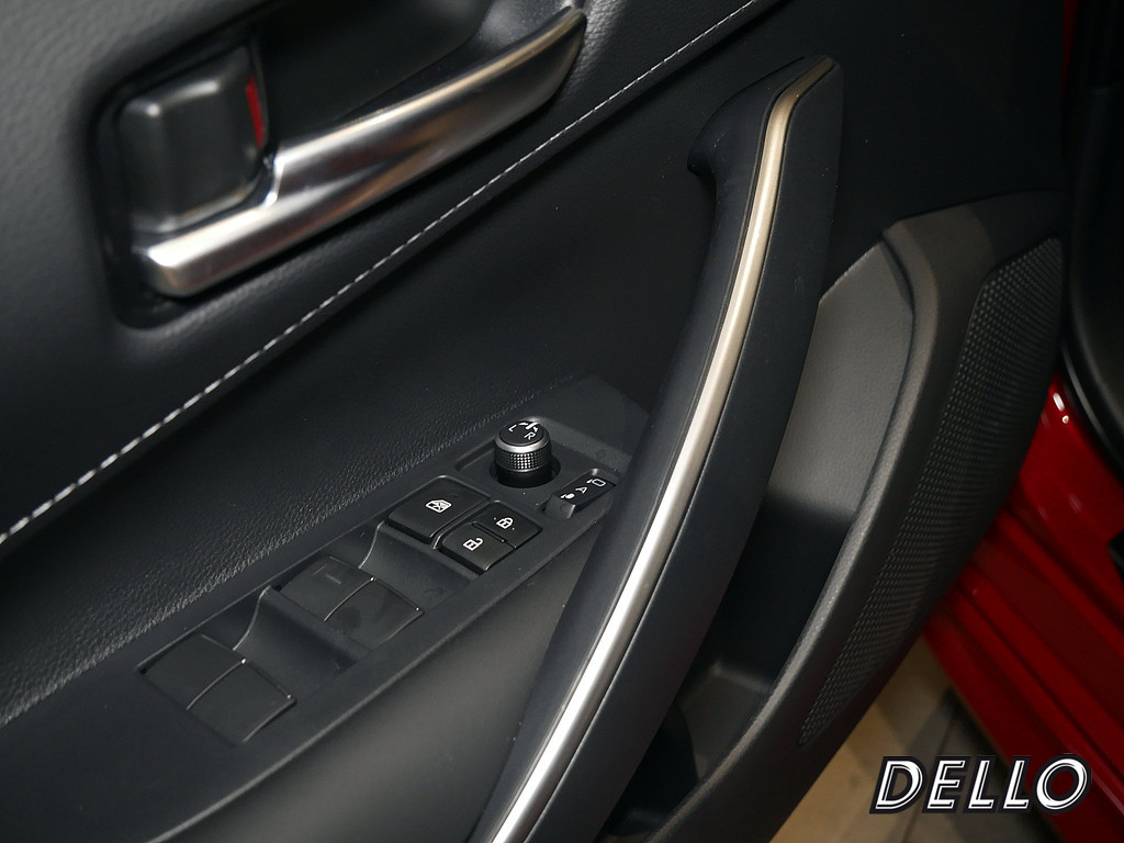 Fahrzeugansicht TOYOTA Corolla 2.0 Hybrid Teamplayer - Bild 8