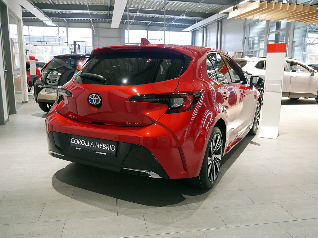 Fahrzeugansicht TOYOTA Corolla 2.0 Hybrid Teamplayer - Bild 23