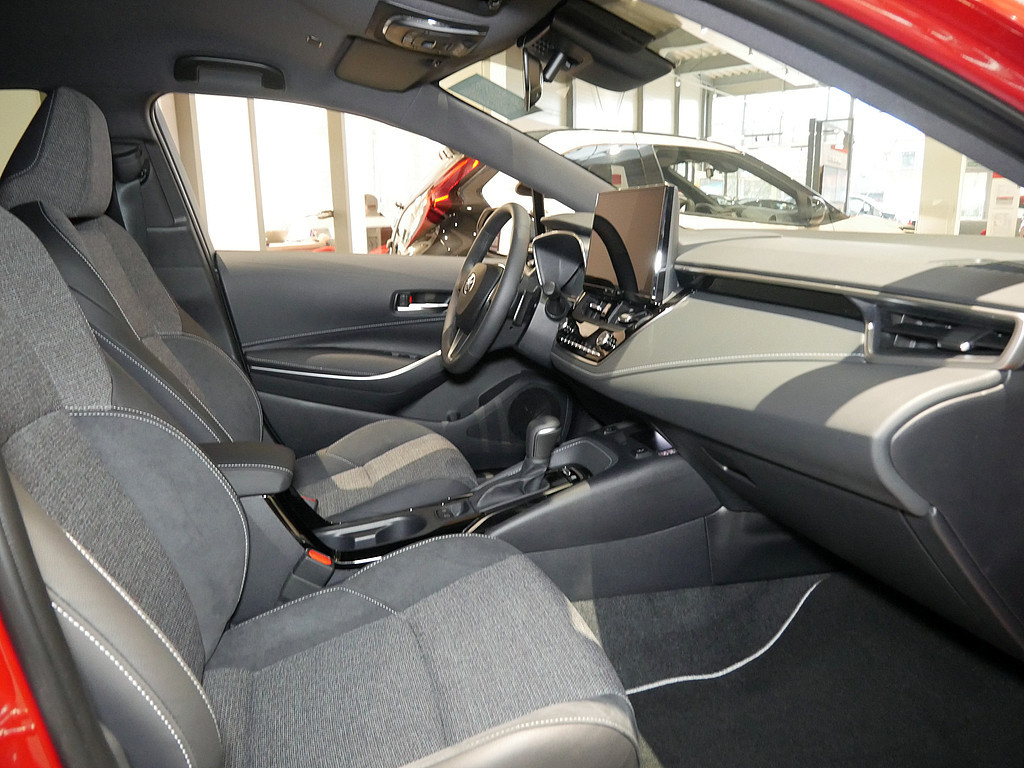 Fahrzeugansicht TOYOTA Corolla 2.0 Hybrid Teamplayer - Bild 27