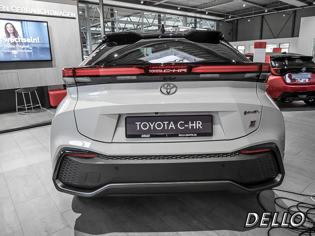 Fahrzeugansicht TOYOTA C-HR 2.0 Plug-In Hybrid FWD GR Sport - Bild 30