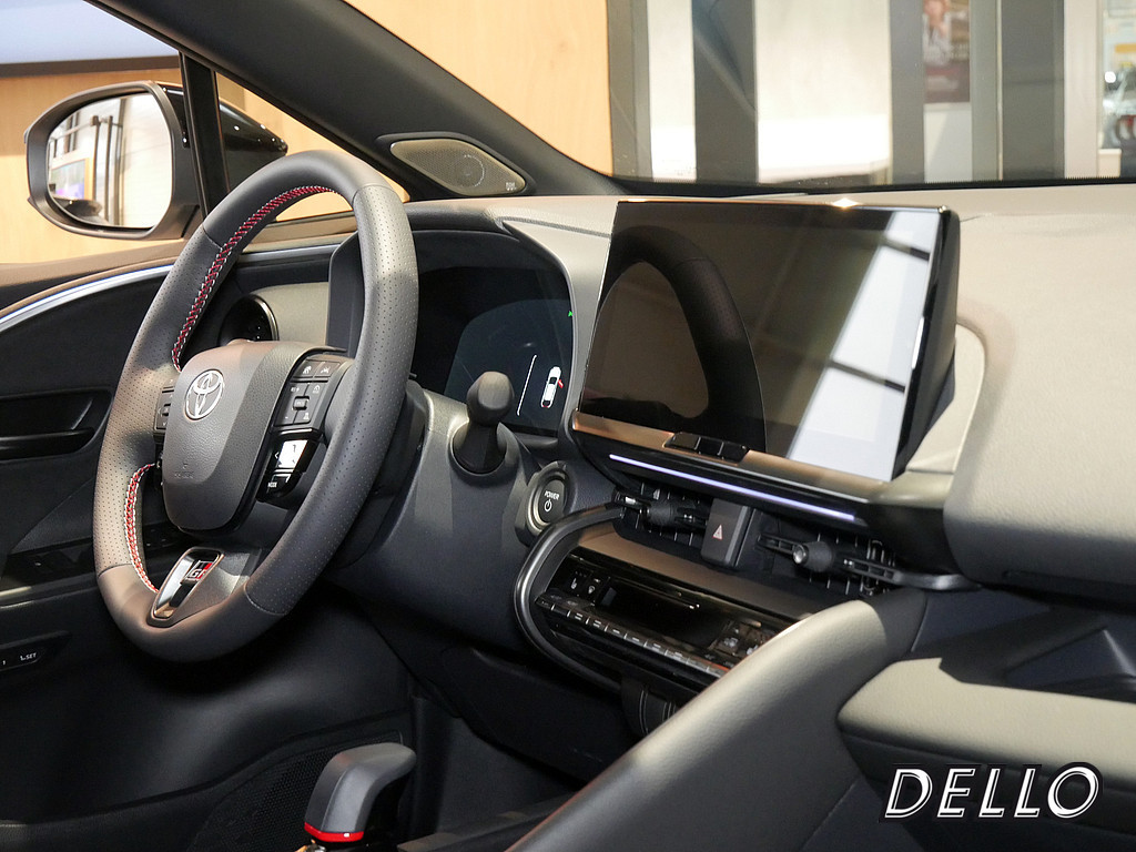 Fahrzeugansicht TOYOTA C-HR 2.0 Plug-In Hybrid FWD GR Sport - Bild 33