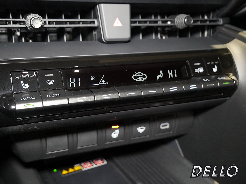 Fahrzeugansicht TOYOTA C-HR 2.0 Plug-In Hybrid FWD GR Sport - Bild 19