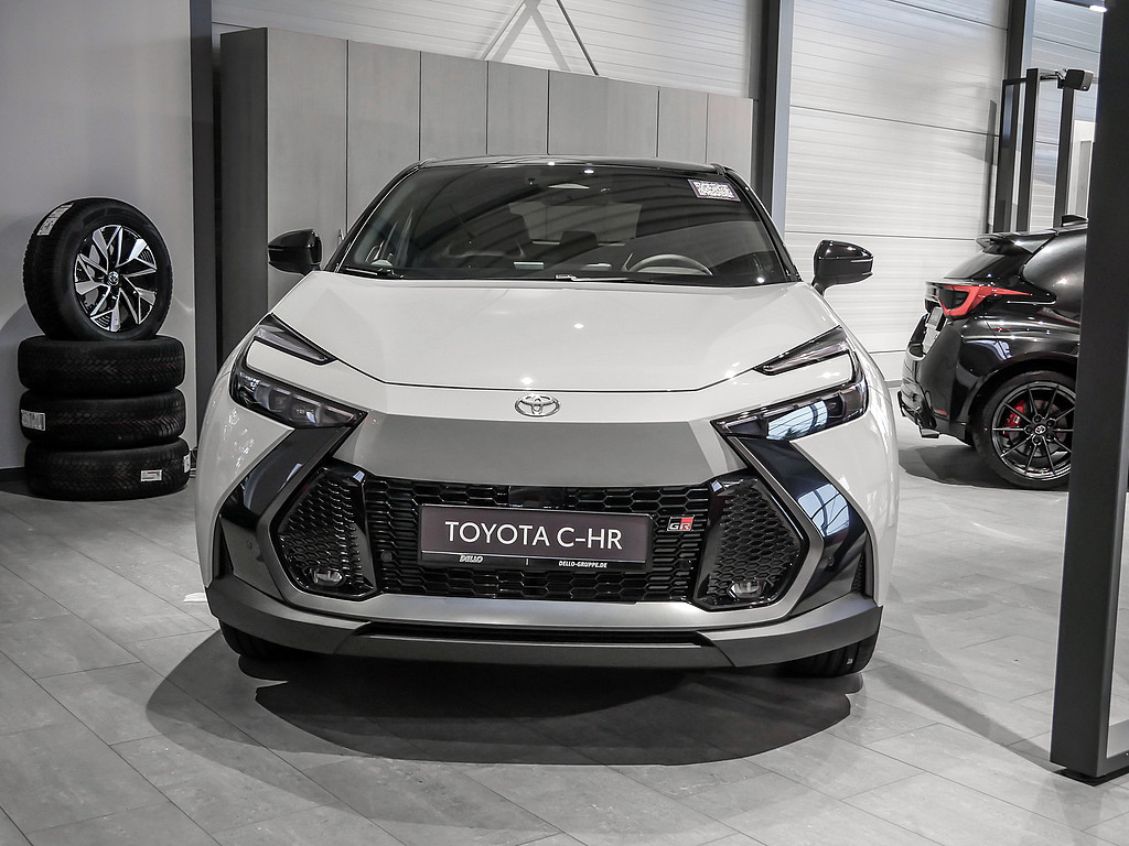 Fahrzeugansicht TOYOTA C-HR 2.0 Plug-In Hybrid FWD GR Sport - Bild 12