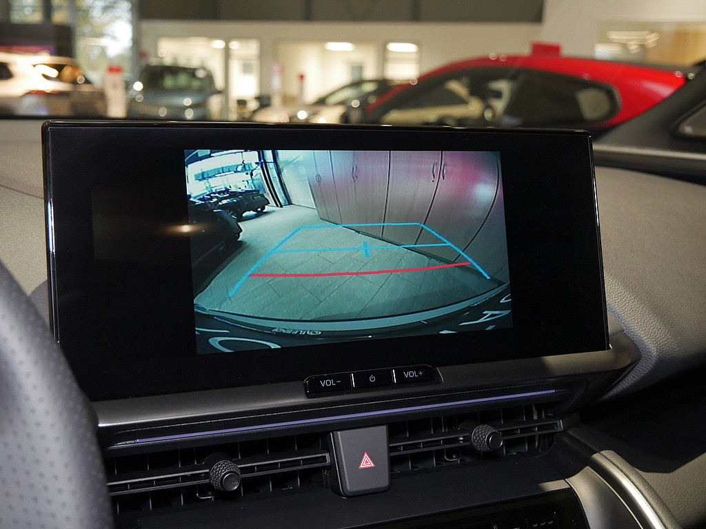 Fahrzeugansicht TOYOTA C-HR 2.0 Plug-In Hybrid FWD GR Sport - Bild 15