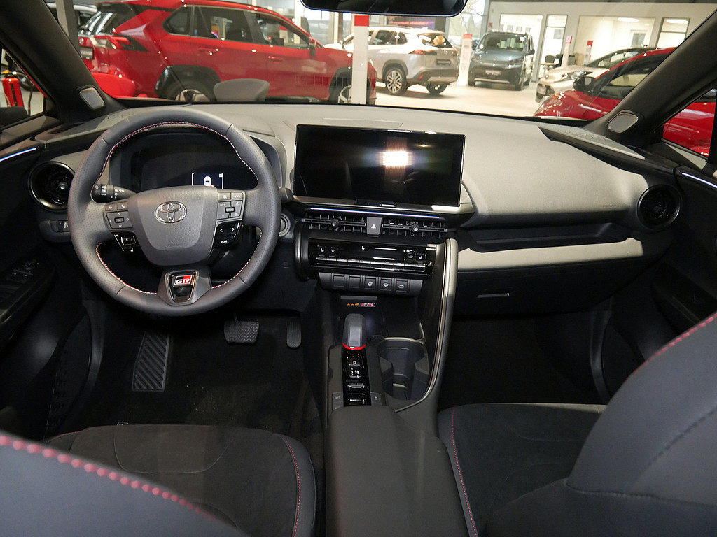 Fahrzeugansicht TOYOTA C-HR 2.0 Plug-In Hybrid FWD GR Sport - Bild 35