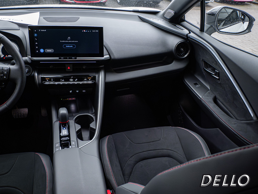 Fahrzeugansicht TOYOTA C-HR 2.0 Plug-In Hybrid FWD GR Sport - Bild 8