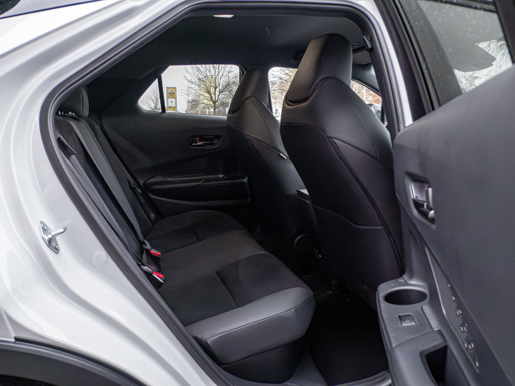 Fahrzeugansicht TOYOTA C-HR 2.0 Plug-In Hybrid FWD GR Sport - Bild 5