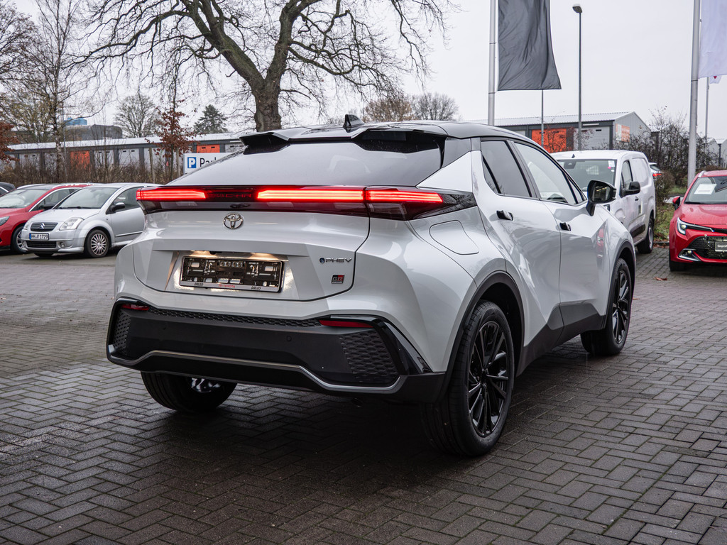 Fahrzeugansicht TOYOTA C-HR 2.0 Plug-In Hybrid FWD GR Sport - Bild 34
