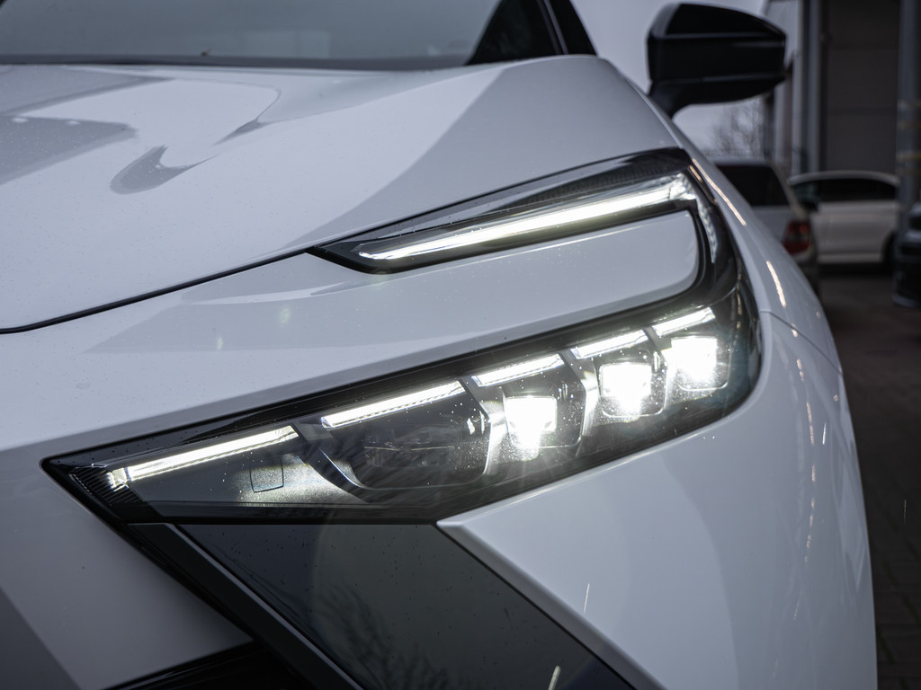 Fahrzeugansicht TOYOTA C-HR 2.0 Plug-In Hybrid FWD GR Sport - Bild 46