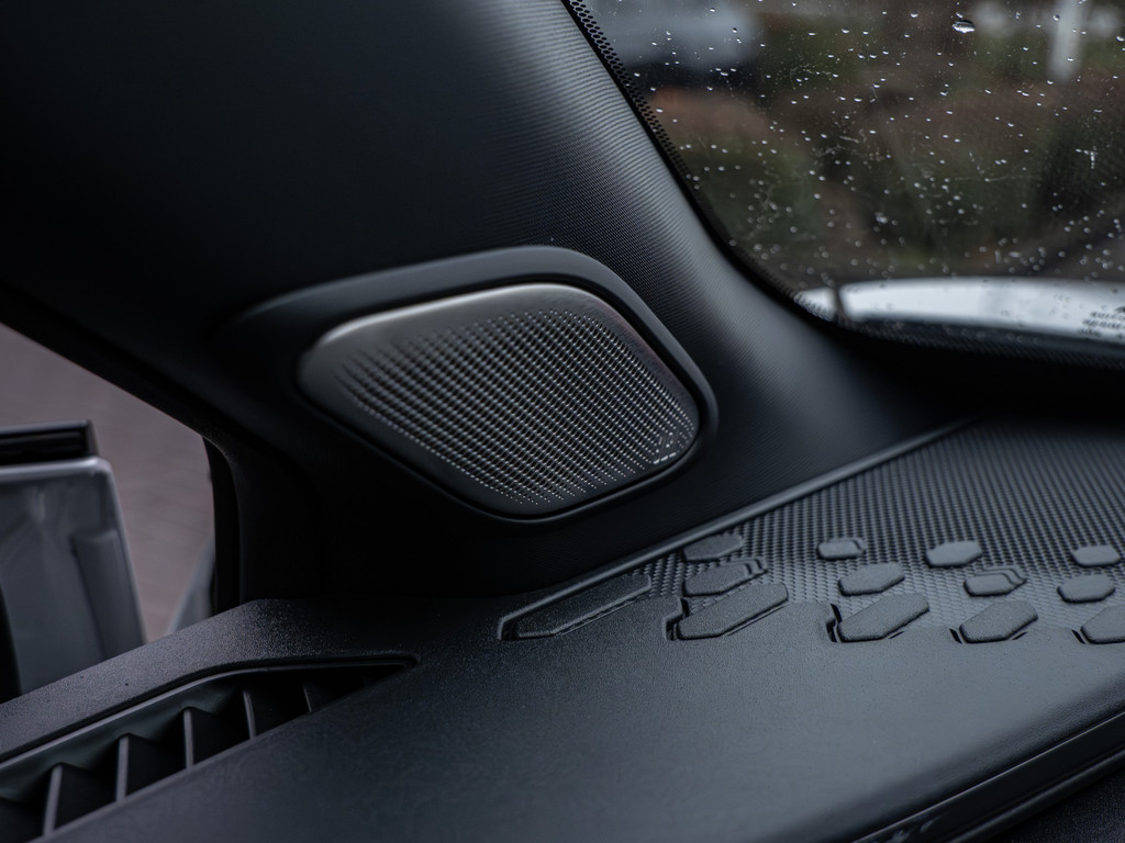 Fahrzeugansicht TOYOTA C-HR 2.0 Plug-In Hybrid FWD GR Sport - Bild 32