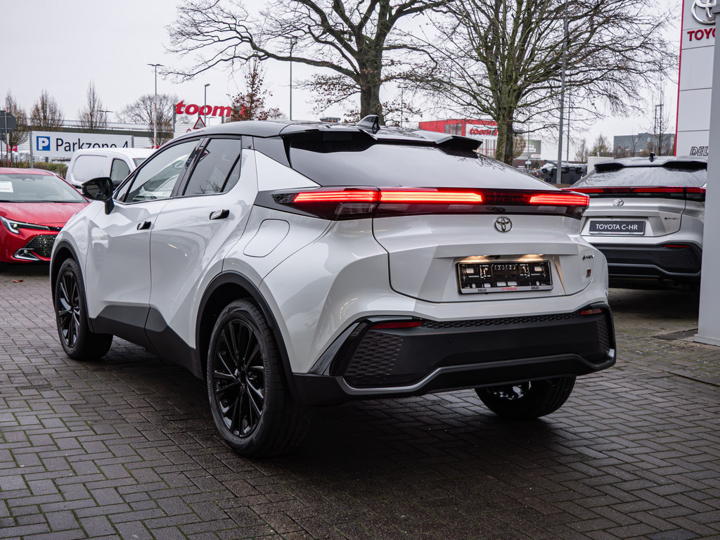 Fahrzeugansicht TOYOTA C-HR 2.0 Plug-In Hybrid FWD GR Sport - Bild 44