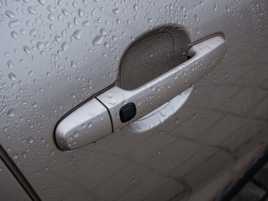 Fahrzeugansicht TOYOTA Aygo X 1.0 Pulse - Bild 2