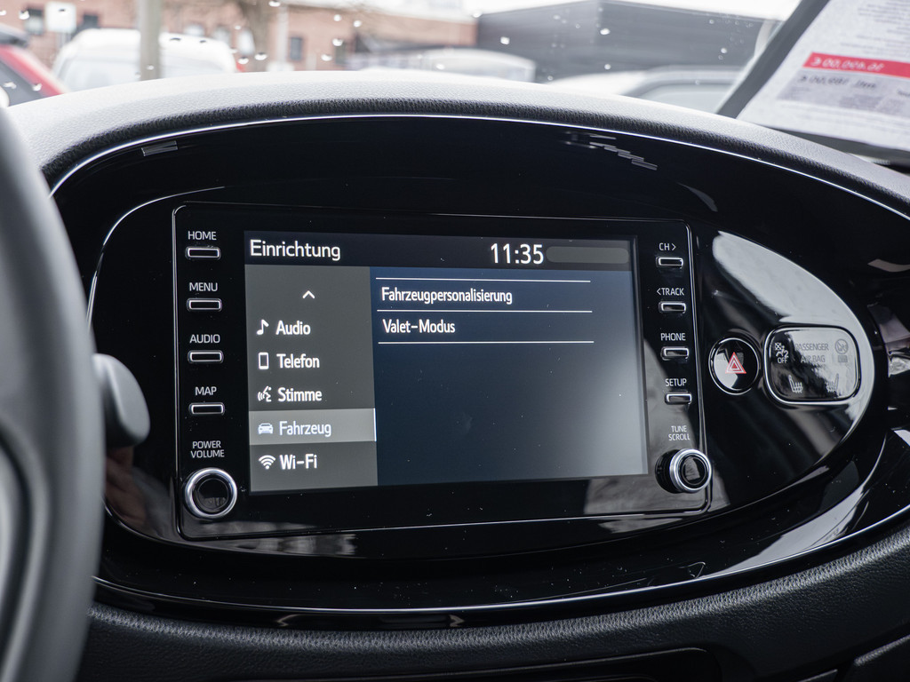 Fahrzeugansicht TOYOTA Aygo X 1.0 Pulse - Bild 10