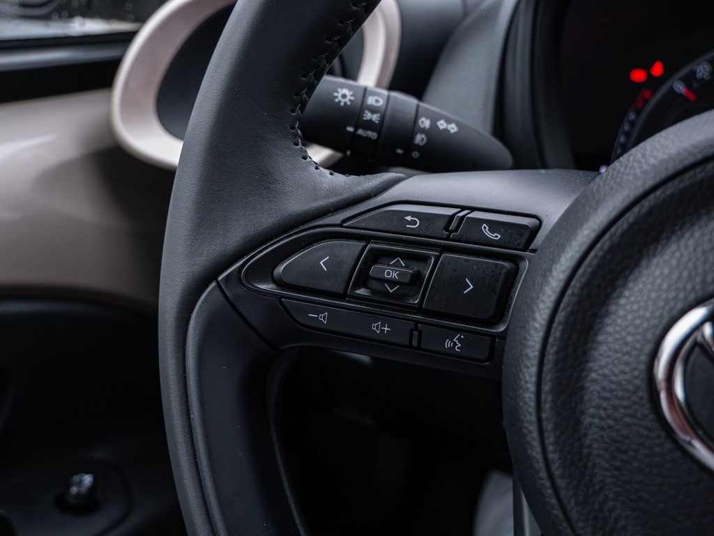 Fahrzeugansicht TOYOTA Aygo X 1.0 Pulse - Bild 22