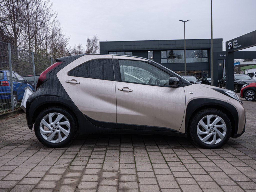 Fahrzeugansicht TOYOTA Aygo X 1.0 Pulse - Bild 23