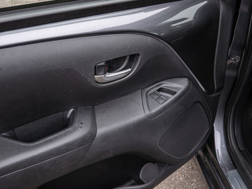 Fahrzeugansicht TOYOTA Aygo 1.0 Team D - Bild 33