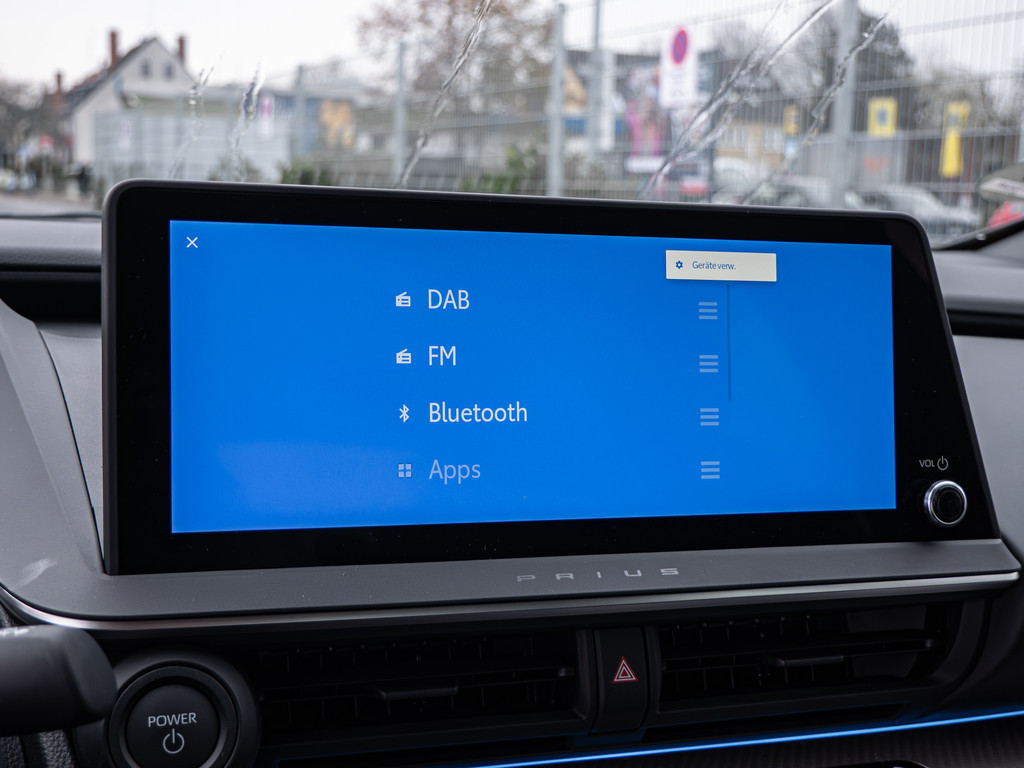 Fahrzeugansicht TOYOTA Prius Plug-in Hybrid Executive - Bild 11