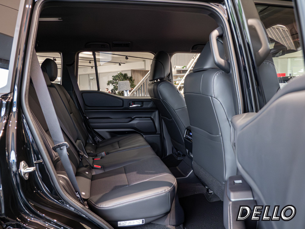 Fahrzeugansicht TOYOTA Land Cruiser 2.8 D-4D Executive - Bild 46