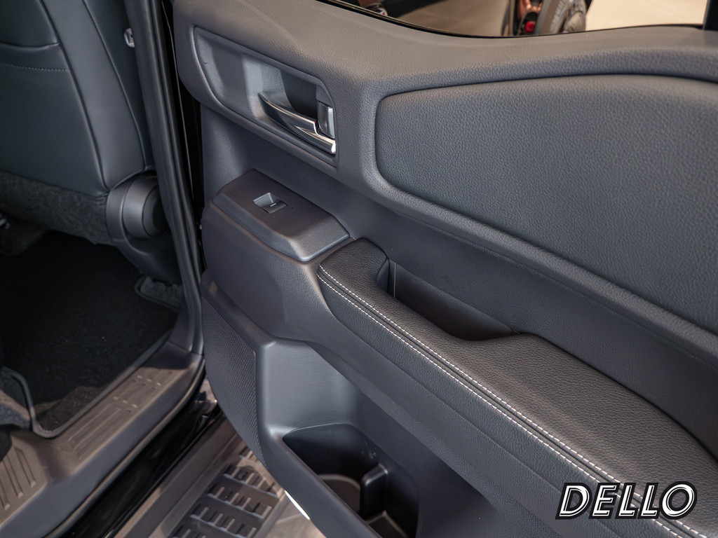 Fahrzeugansicht TOYOTA Land Cruiser 2.8 D-4D Executive - Bild 47