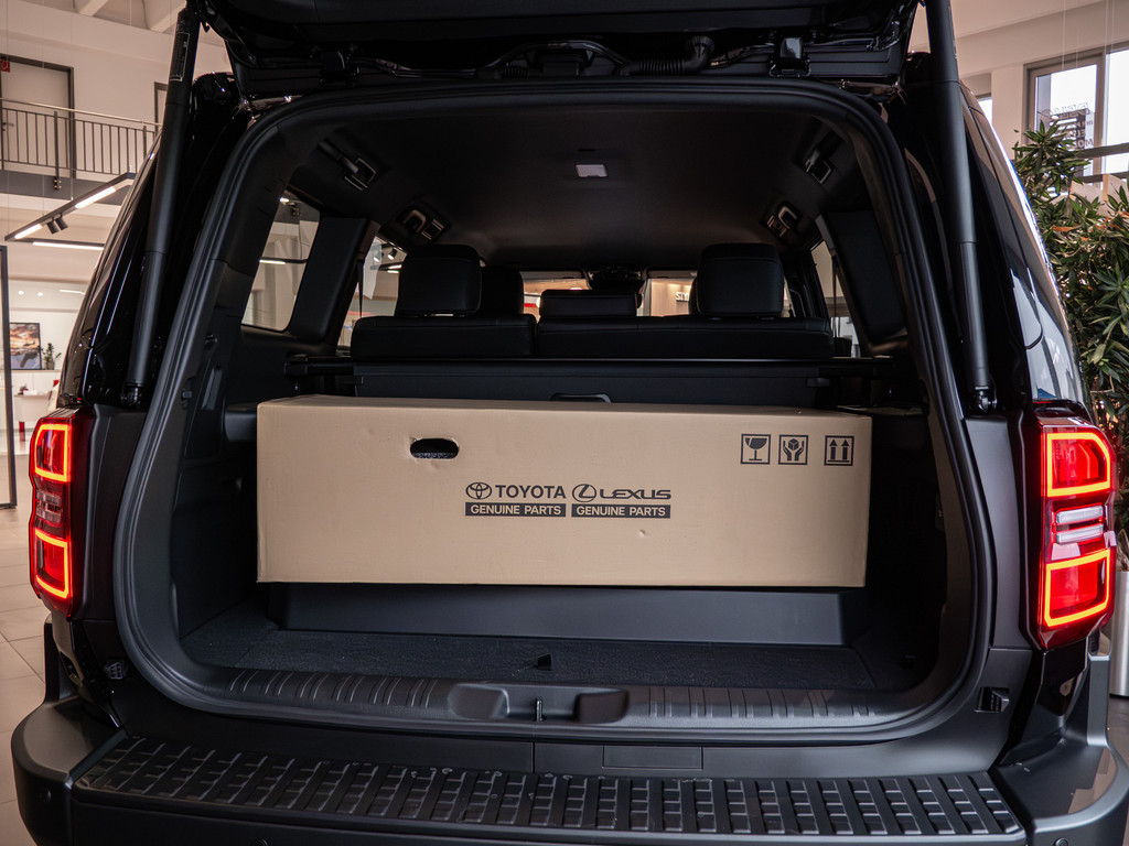 Fahrzeugansicht TOYOTA Land Cruiser 2.8 D-4D Executive - Bild 5