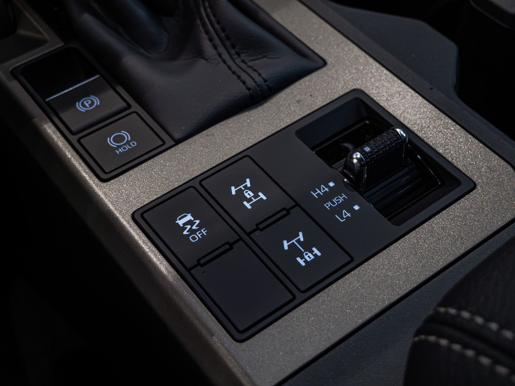 Fahrzeugansicht TOYOTA Land Cruiser 2.8 D-4D Executive - Bild 24