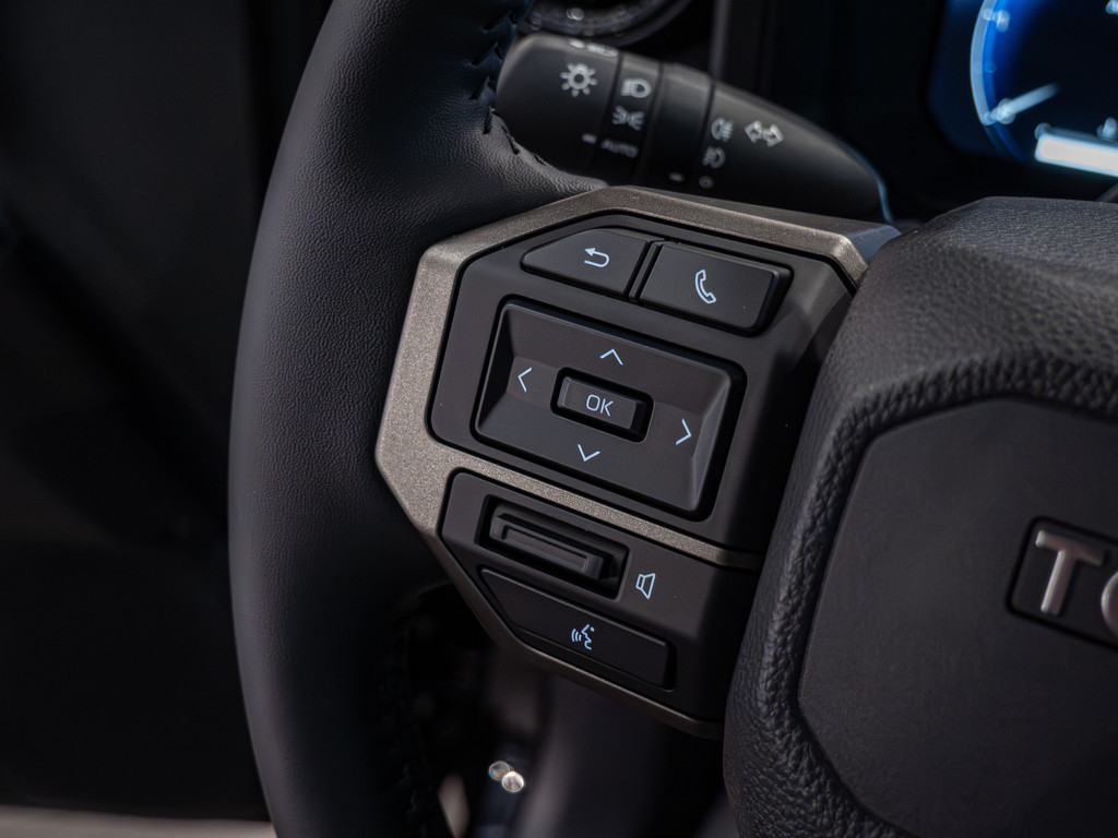 Fahrzeugansicht TOYOTA Land Cruiser 2.8 D-4D Executive - Bild 30