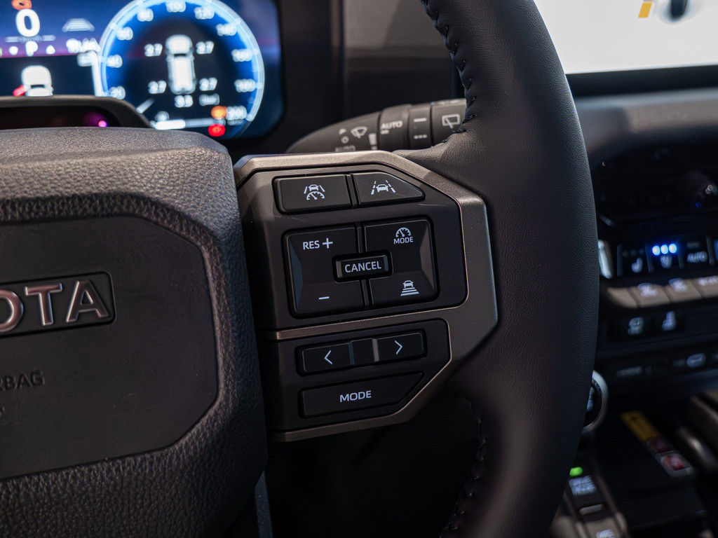 Fahrzeugansicht TOYOTA Land Cruiser 2.8 D-4D Executive - Bild 31