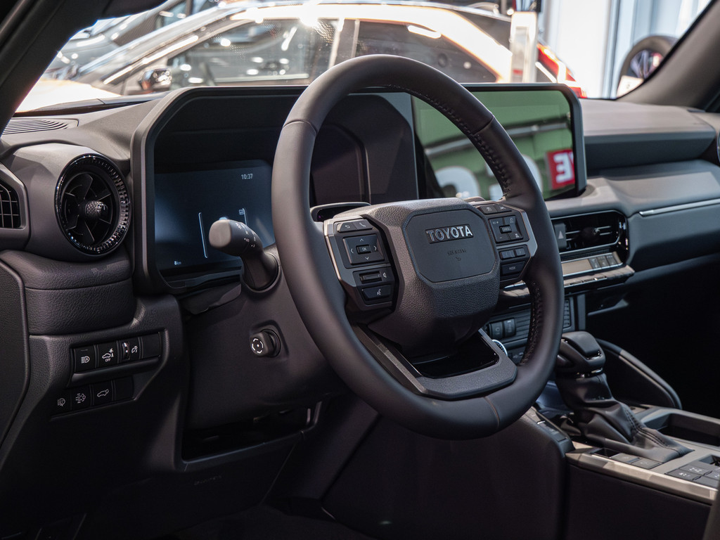 Fahrzeugansicht TOYOTA Land Cruiser 2.8 D-4D Executive - Bild 37