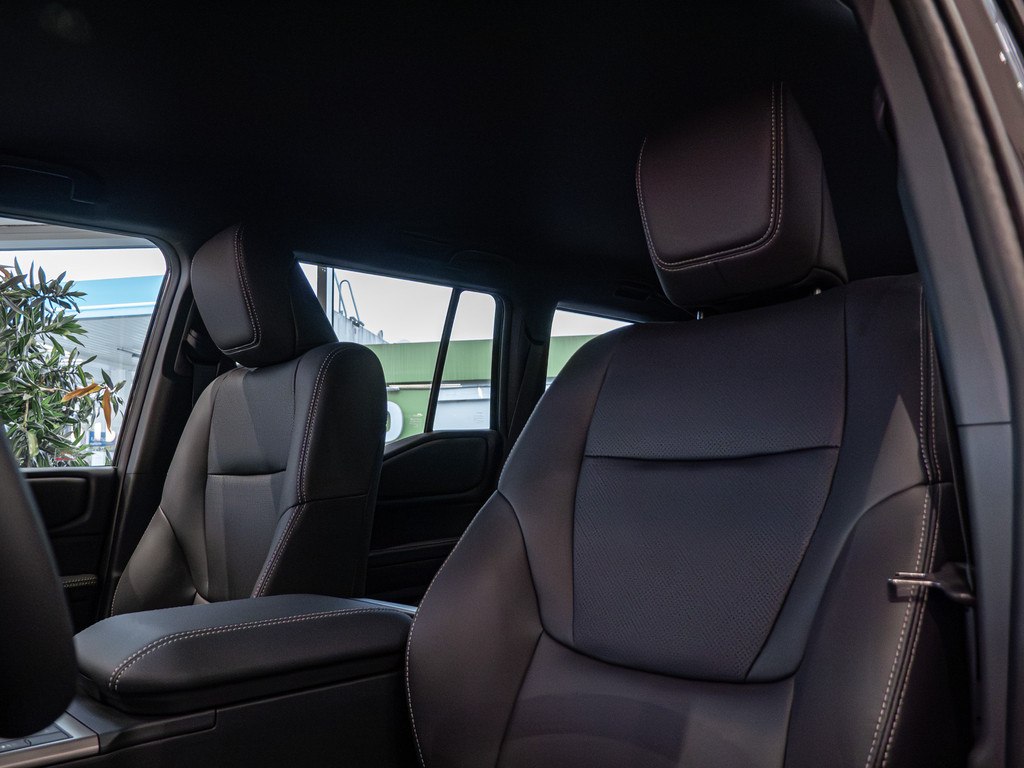 Fahrzeugansicht TOYOTA Land Cruiser 2.8 D-4D Executive - Bild 40