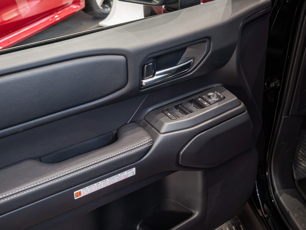 Fahrzeugansicht TOYOTA Land Cruiser 2.8 D-4D Executive - Bild 41