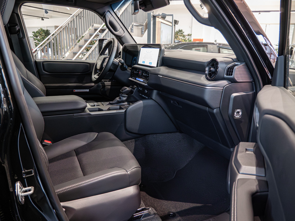 Fahrzeugansicht TOYOTA Land Cruiser 2.8 D-4D Executive - Bild 45