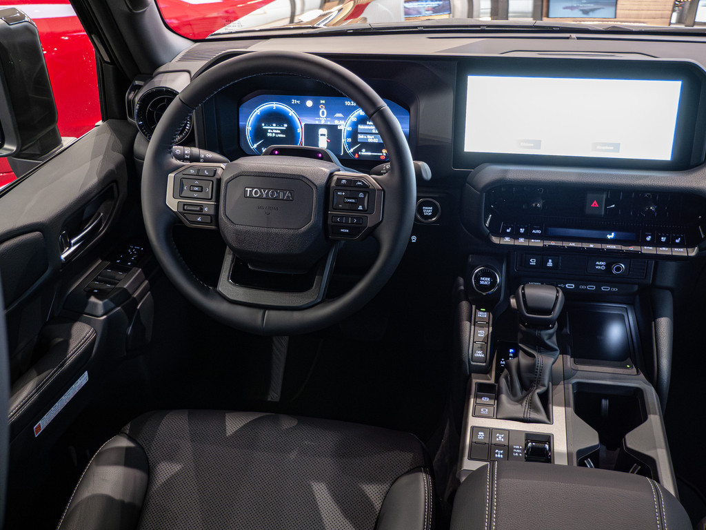 Fahrzeugansicht TOYOTA Land Cruiser 2.8 D-4D Executive - Bild 49